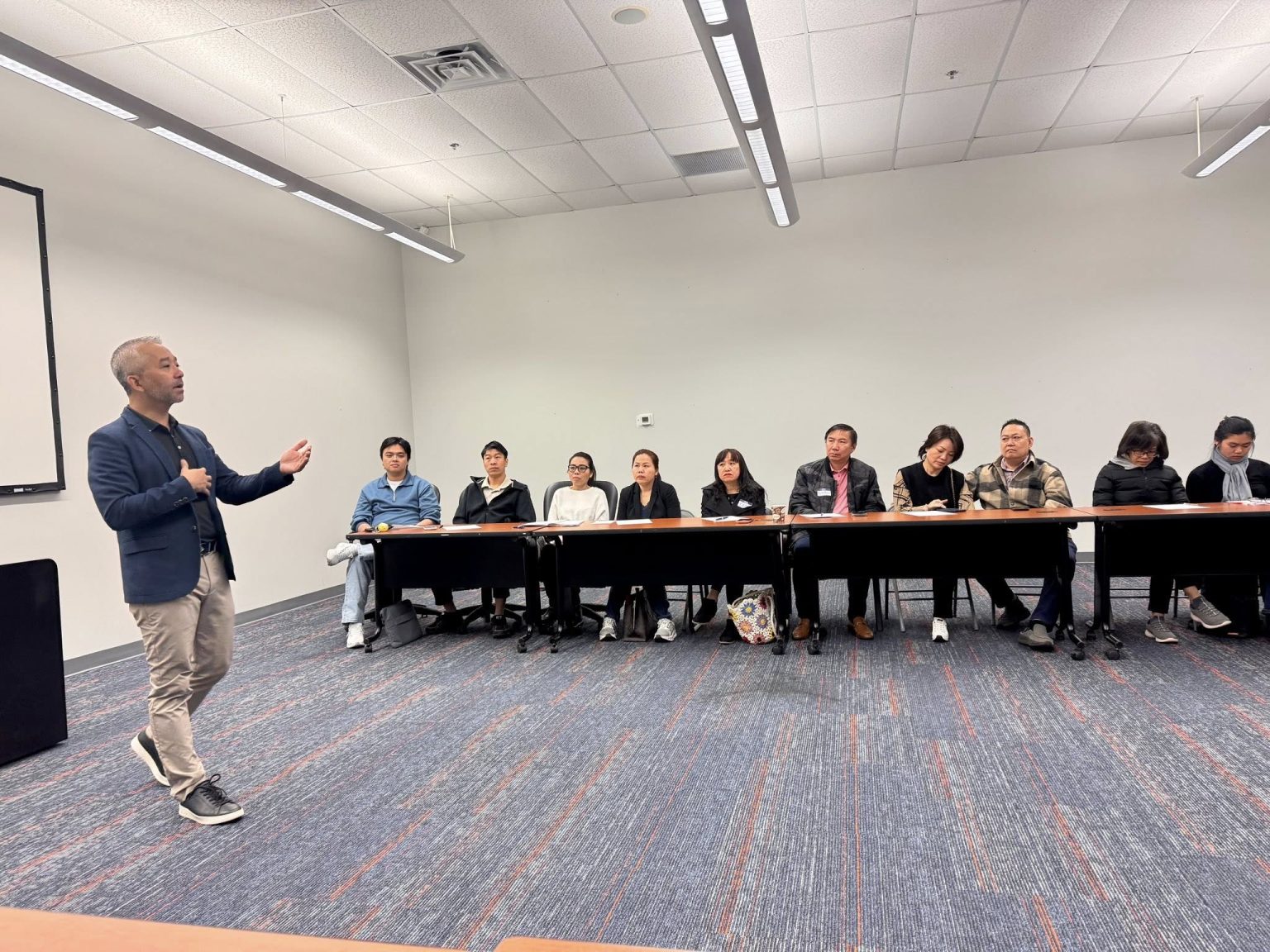 Lotus Club presentation training